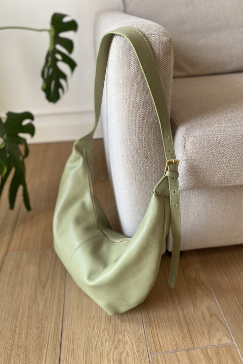 Croissant crossbody bag - pelle dollaro - verde pastello